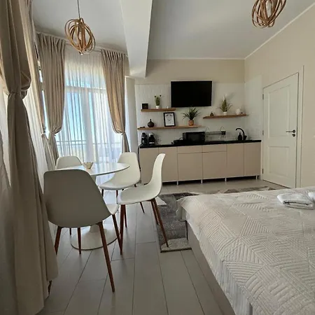 Nord Lotus 17 Mamaia
